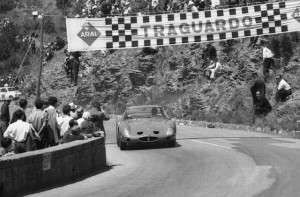 The 250 GTO at the finish line in Italy 1964