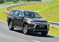 2016-mitsubishi-pajero-sport-finally-breaks-cover-you-can-buy-one-this-fall-photo-gallery_15