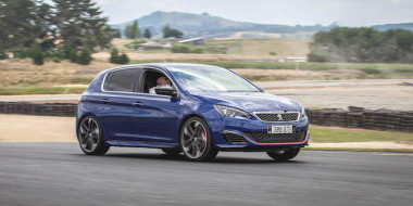 Low Res Peugeot 308 GT and GTi by Peugeot Sport-243 copy