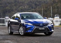 2017 Toyota Camry Ascent Sport hybrid